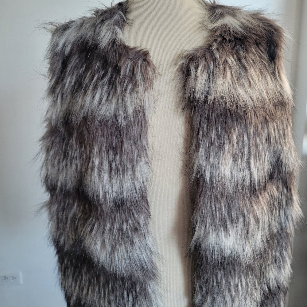 Hannah Nordic Fair Isle Cozy Faux Fur Ski Retro Sweater Vest (Size: Small)